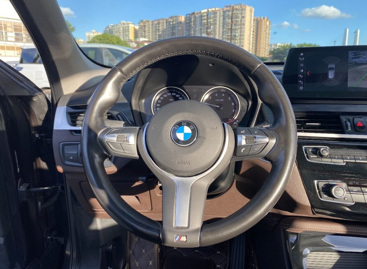 BMW X1 2021 photo 13