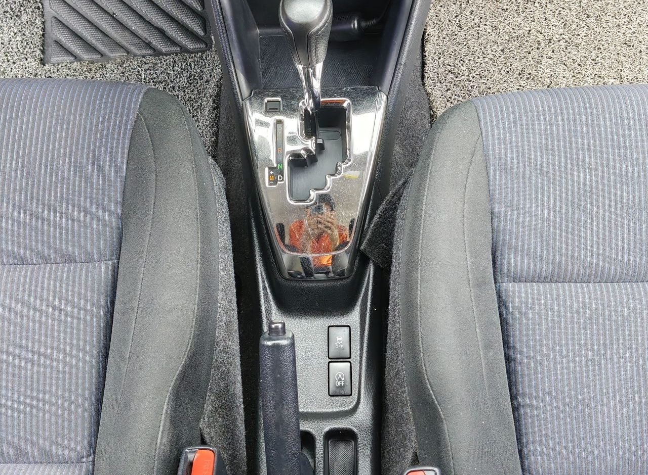 Toyota YARIS 2016 photo 17
