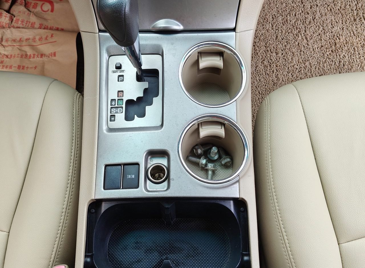 Toyota Highlander 2011 photo 13