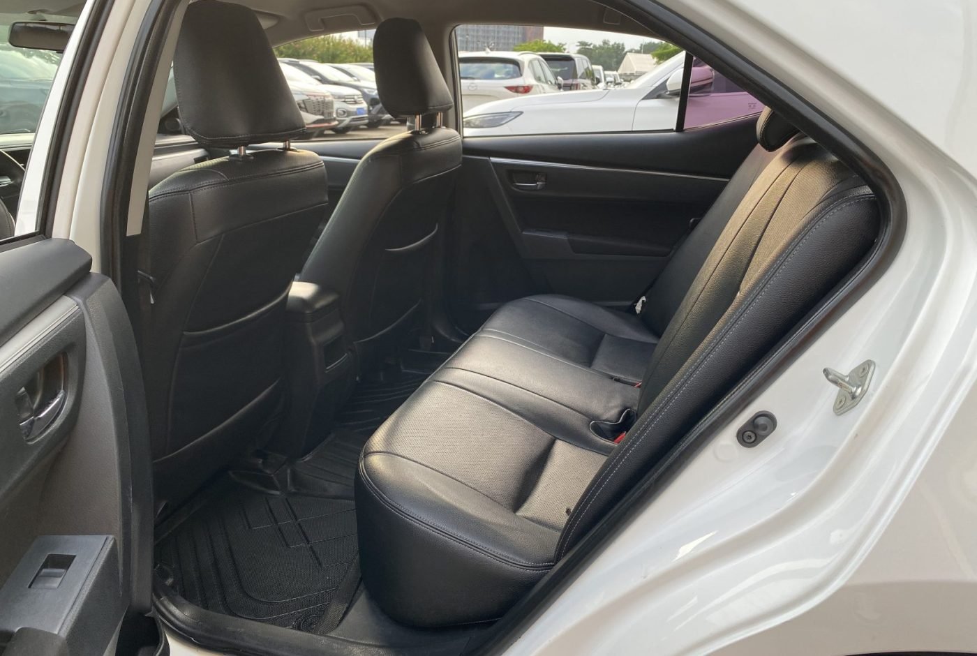 Toyota Corolla 2017 photo 8