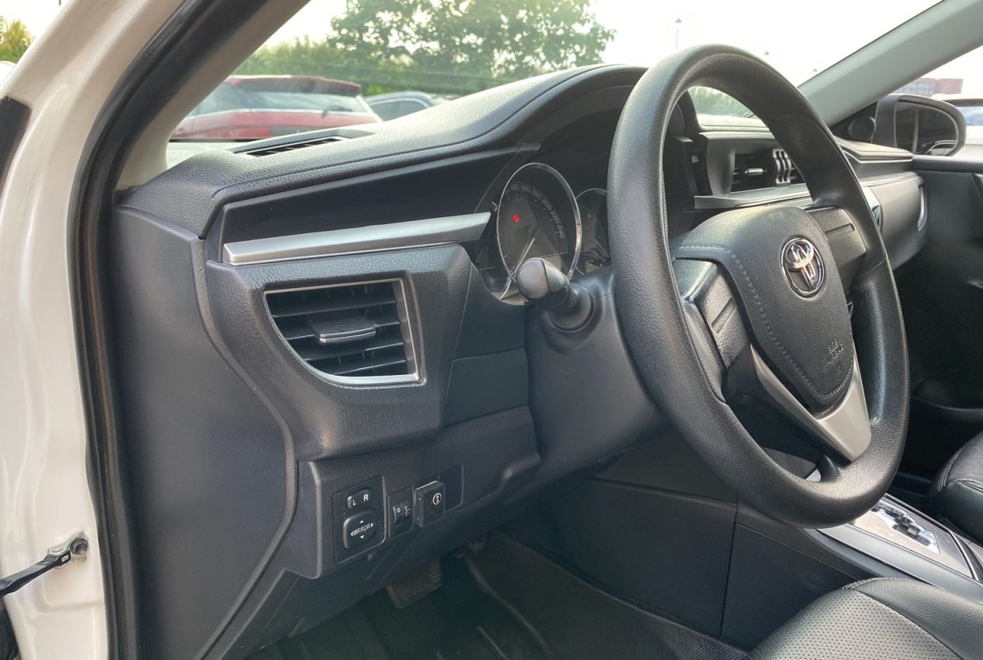 Toyota Corolla 2017 photo 12