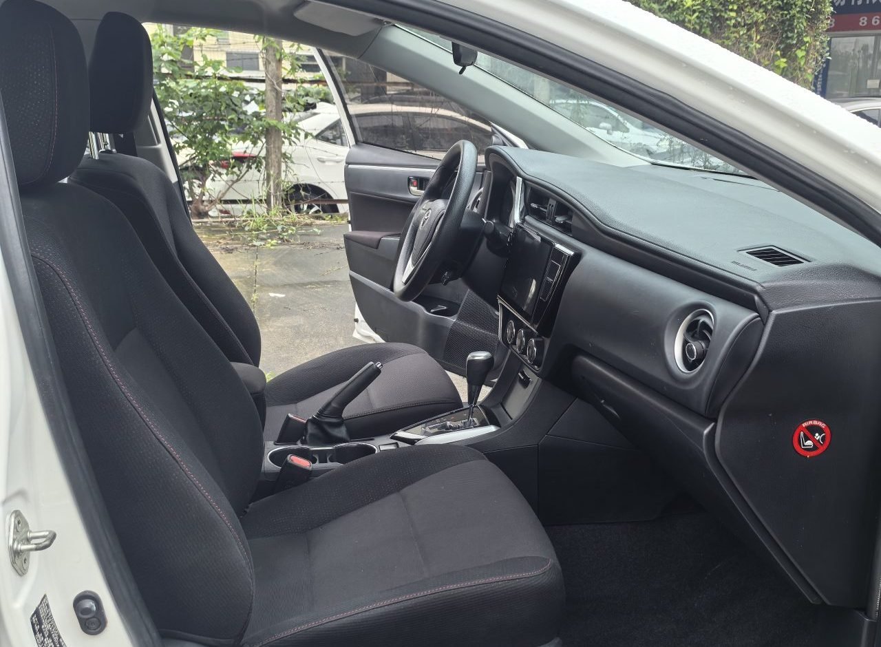 Toyota Corolla 2018 photo 8