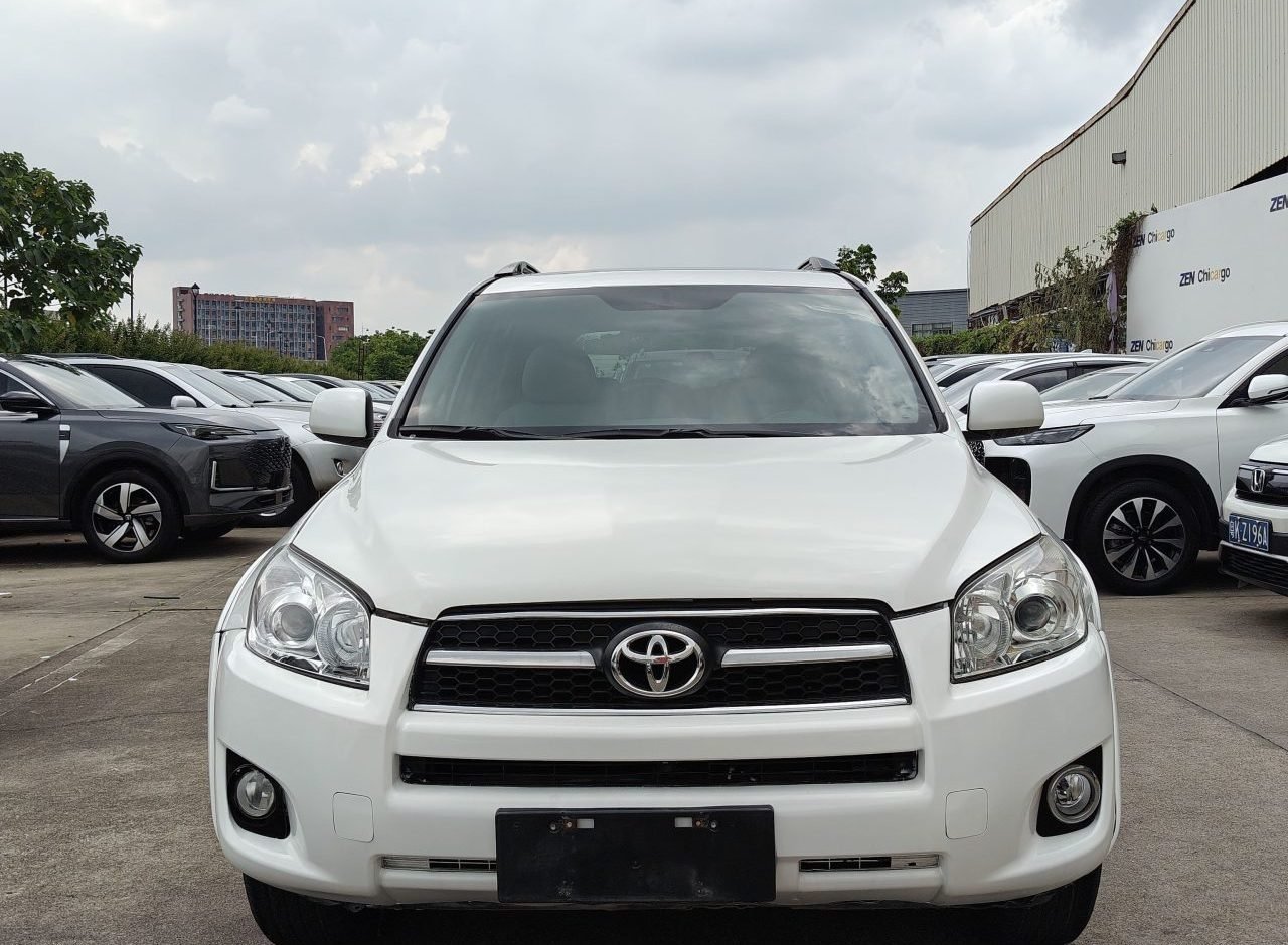 Toyota RAV4 2009 photo 3