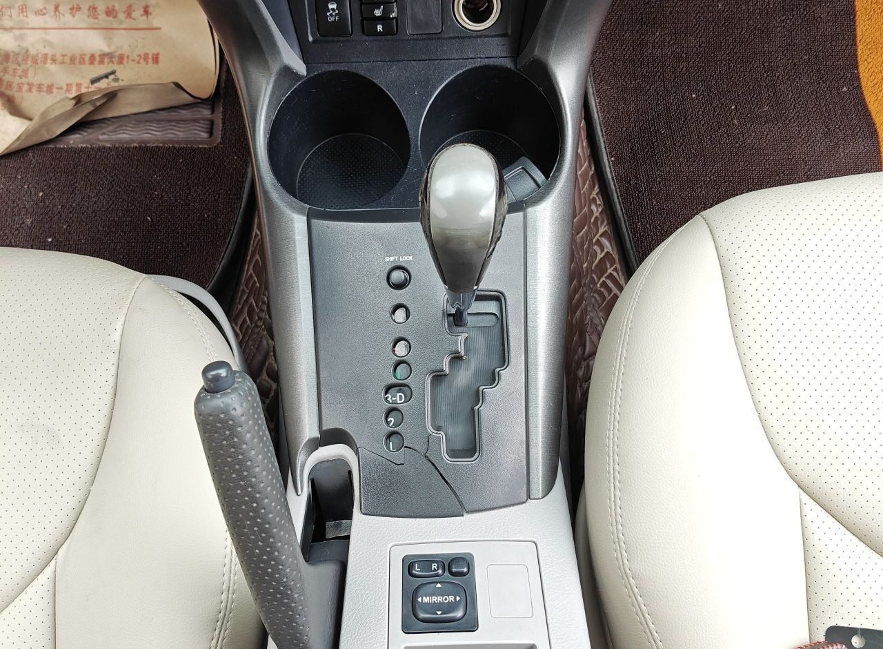 Toyota RAV4 2009 photo 15