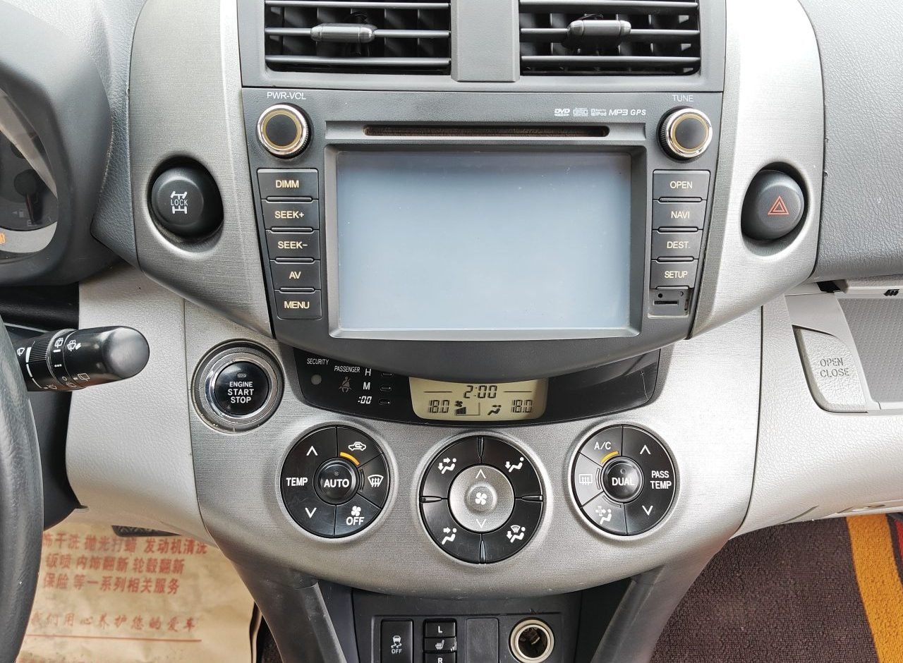 Toyota RAV4 2009 photo 16