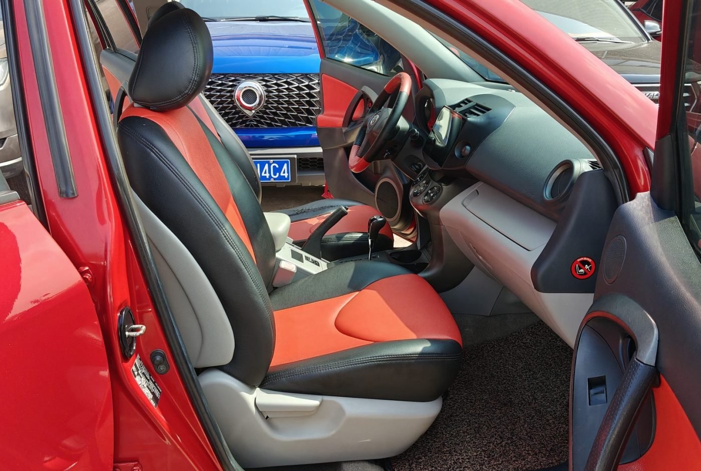 Toyota RAV4 2009 photo 8