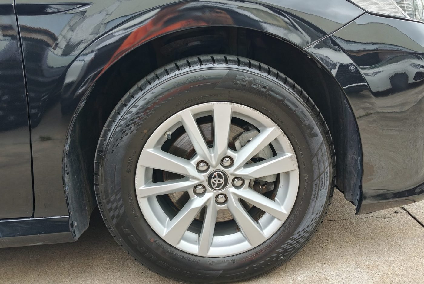 Toyota Camry 2019 photo 18